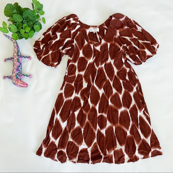 Anthropologie Corey Lynn Calter Giraffe 